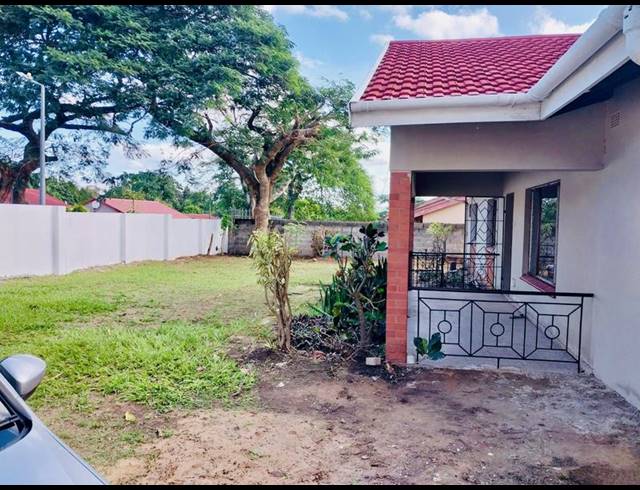 5 BEDROOM HOUSE FOR SALE IN SANDFIELD